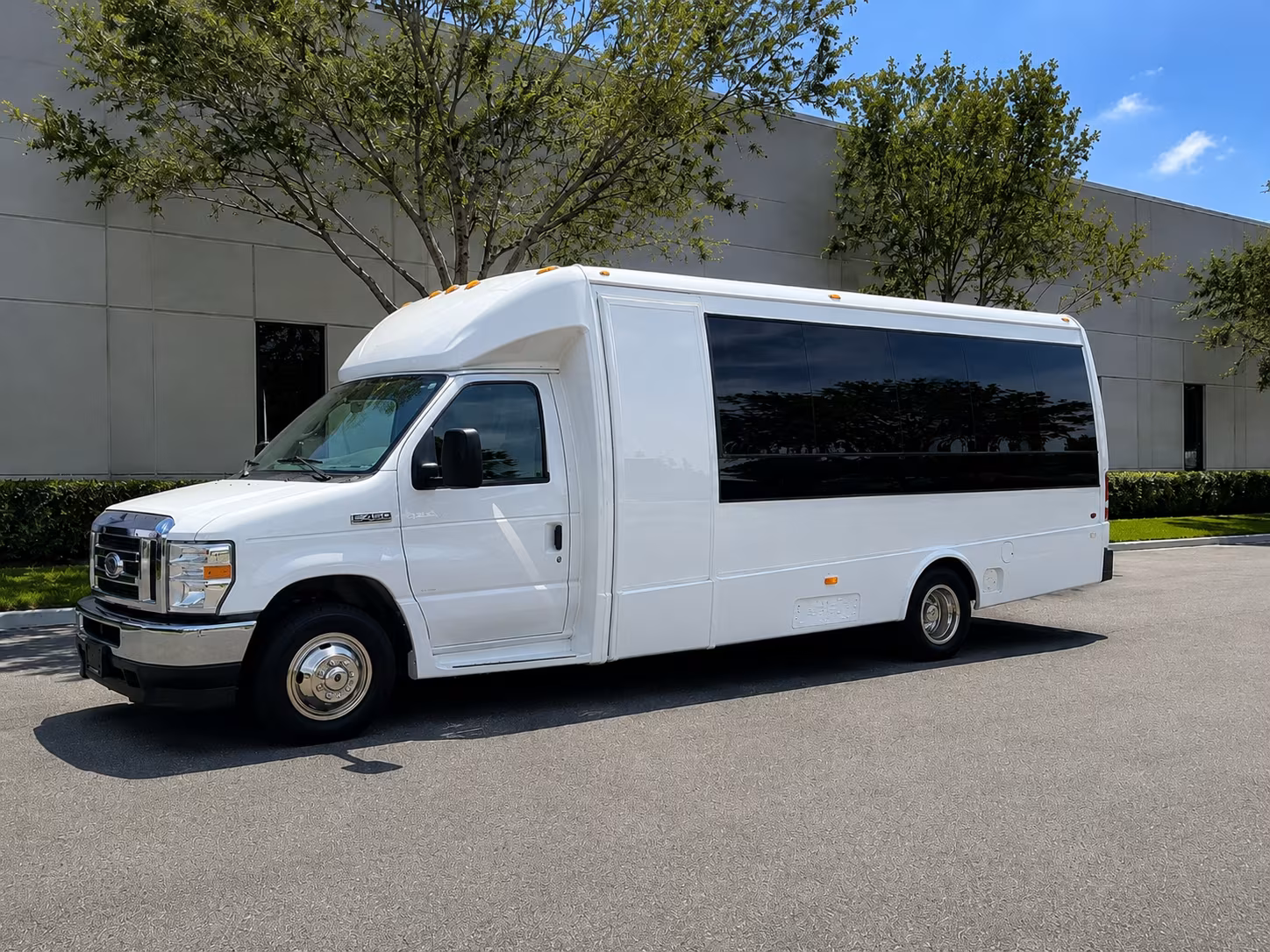 hesperia airport transportation
